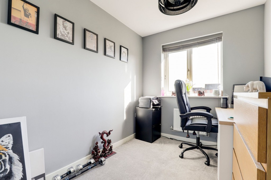 Hurricane Road, Hucknall, NG15