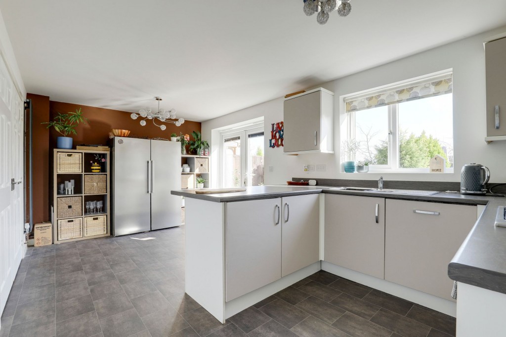 Hurricane Road, Hucknall, NG15