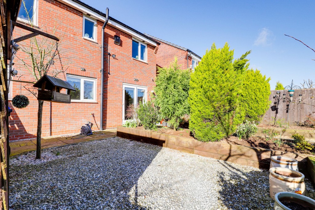 Hurricane Road, Hucknall, NG15