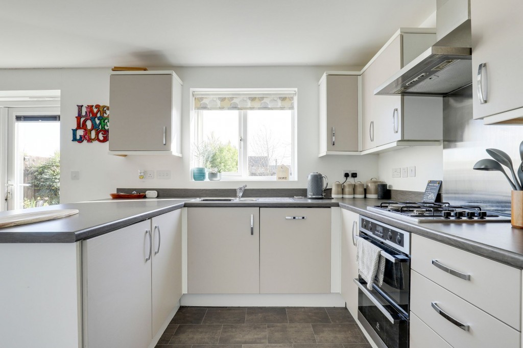 Hurricane Road, Hucknall, NG15