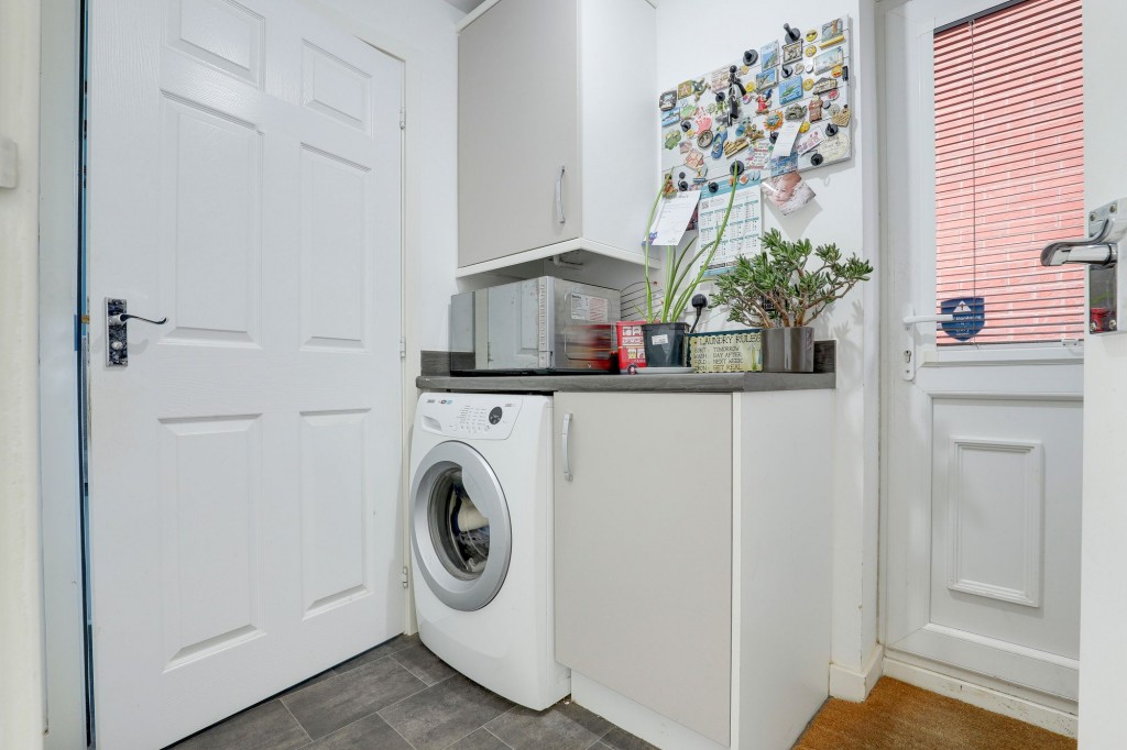 Hurricane Road, Hucknall, NG15