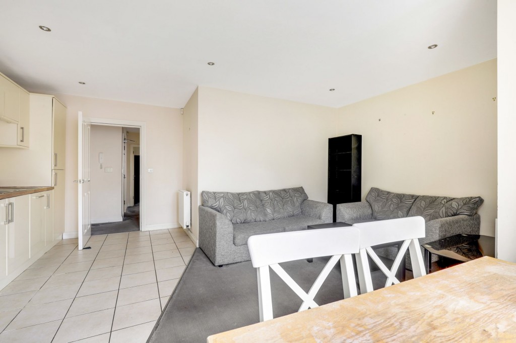 Second Avenue, Nottingham, NG7