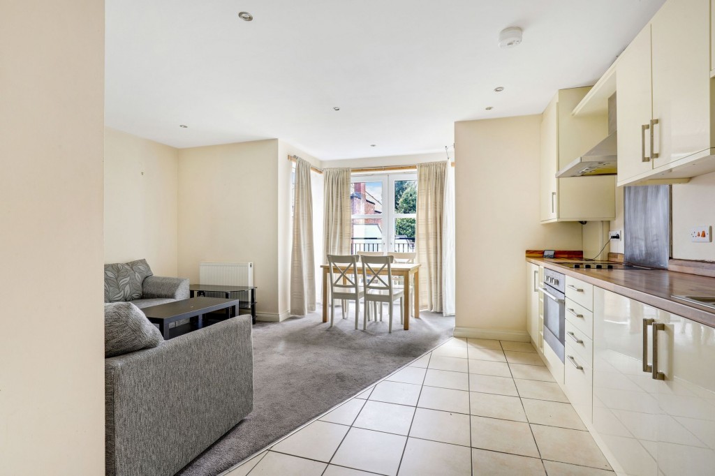 Second Avenue, Nottingham, NG7