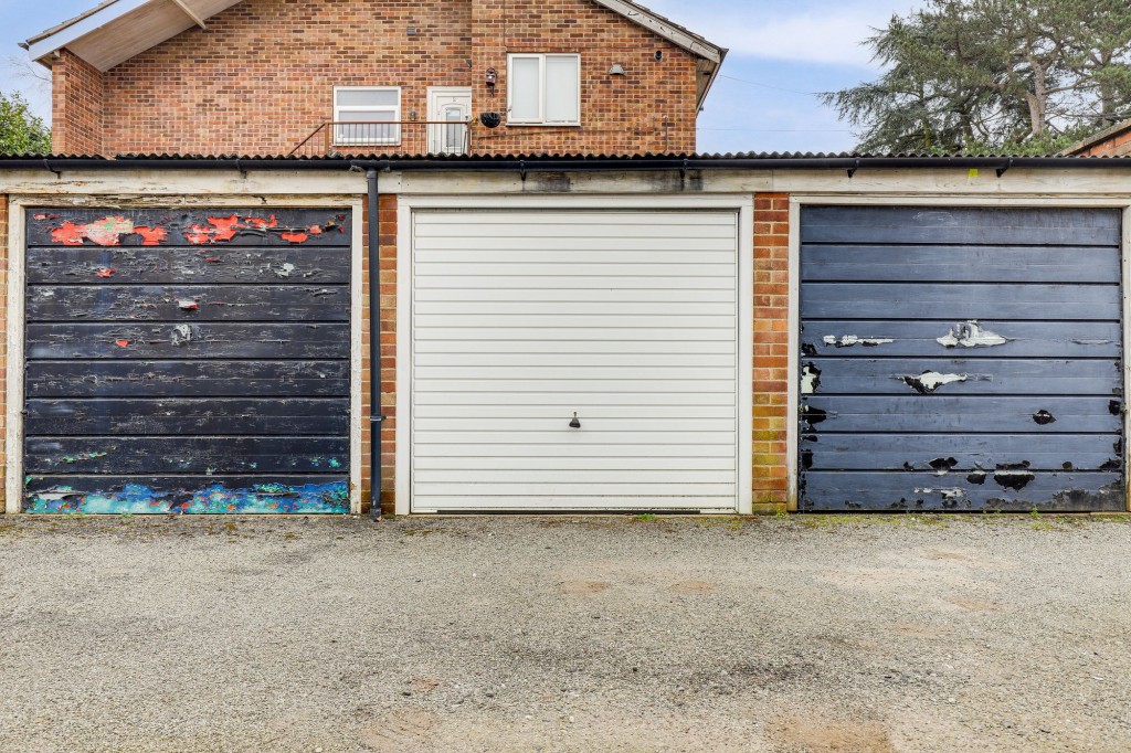 Woodside Drive, Arnold, NG5