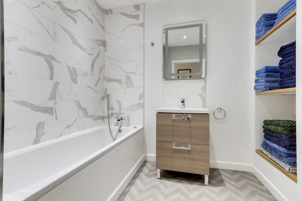 Old Epperstone Road, Lowdham, NG14