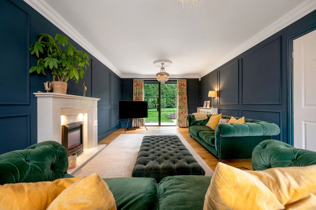 Holly Court, Bramcote, NG9