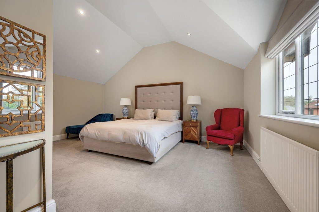 Holly Court, Bramcote, NG9