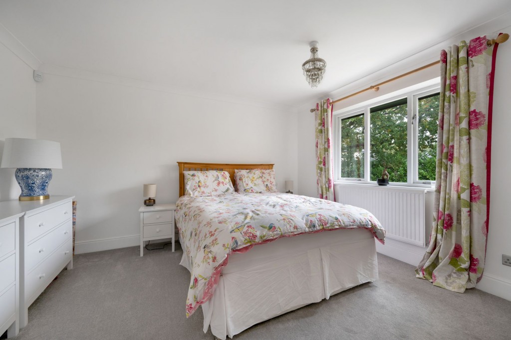 Holly Court, Bramcote, NG9