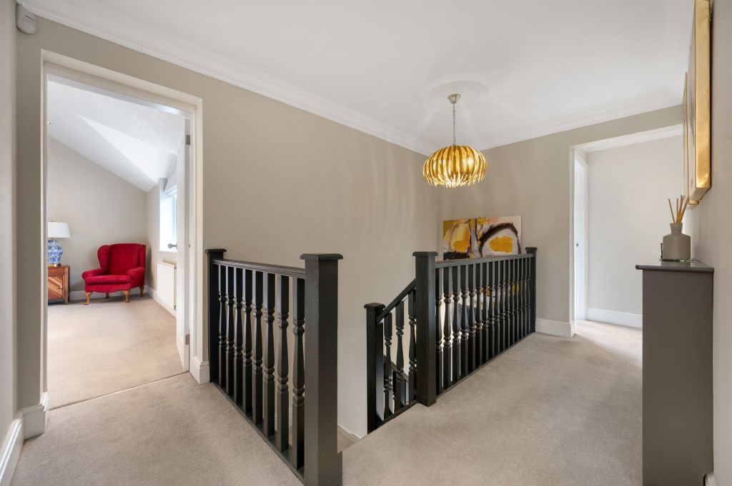 Holly Court, Bramcote, NG9