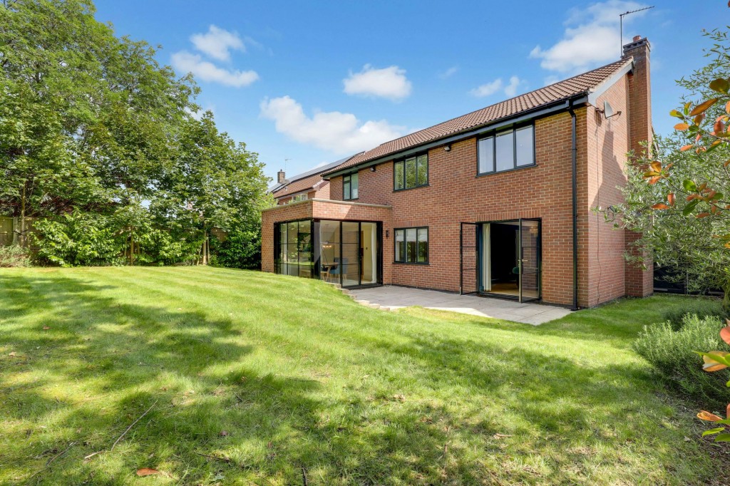 Holly Court, Bramcote, NG9