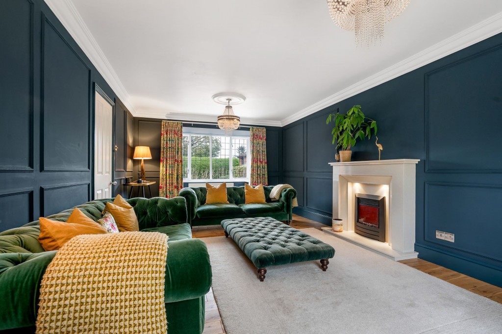 Holly Court, Bramcote, NG9
