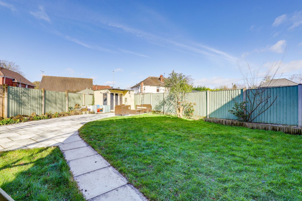 St. Helens Crescent, Burton Joyce, NG14
