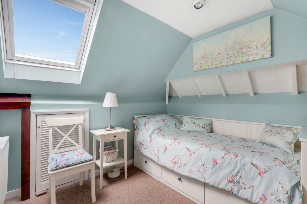 Nottingham Road, Trowell, NG9