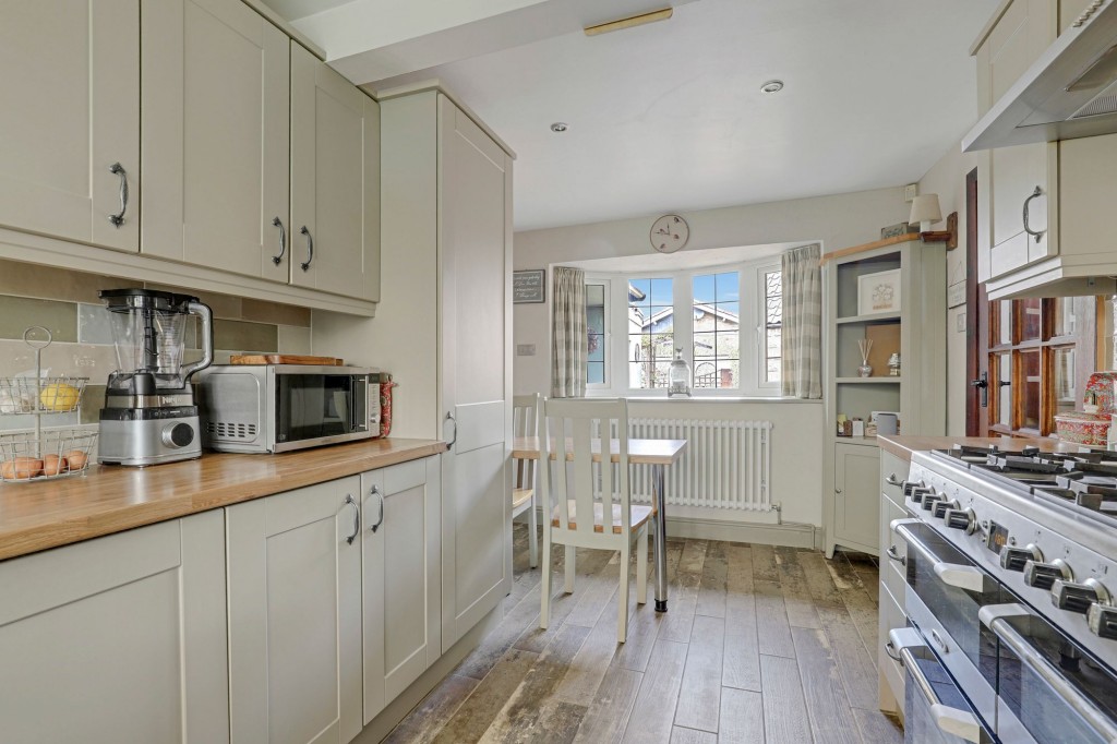 Nottingham Road, Trowell, NG9