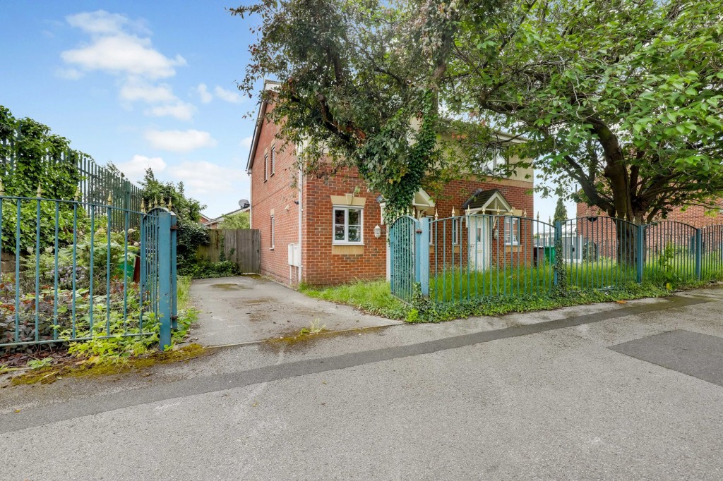 Gainsford Crescent, Nottingham, NG5