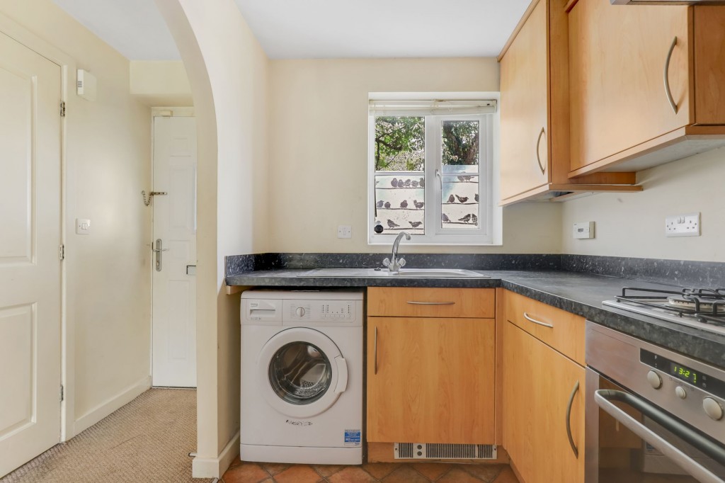 Gainsford Crescent, Nottingham, NG5