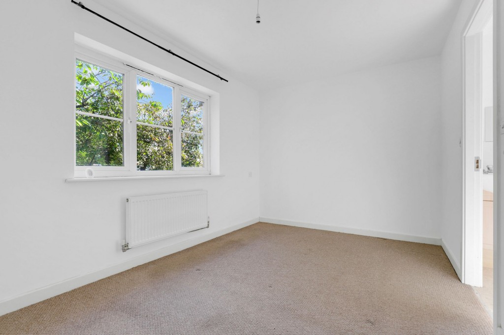 Gainsford Crescent, Nottingham, NG5
