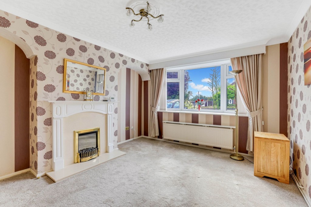 Tiverton Close, Hucknall, NG15