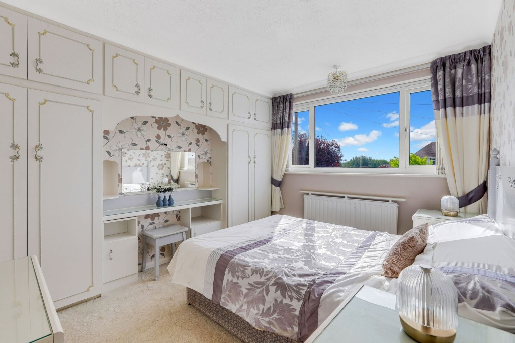 Tiverton Close, Hucknall, NG15
