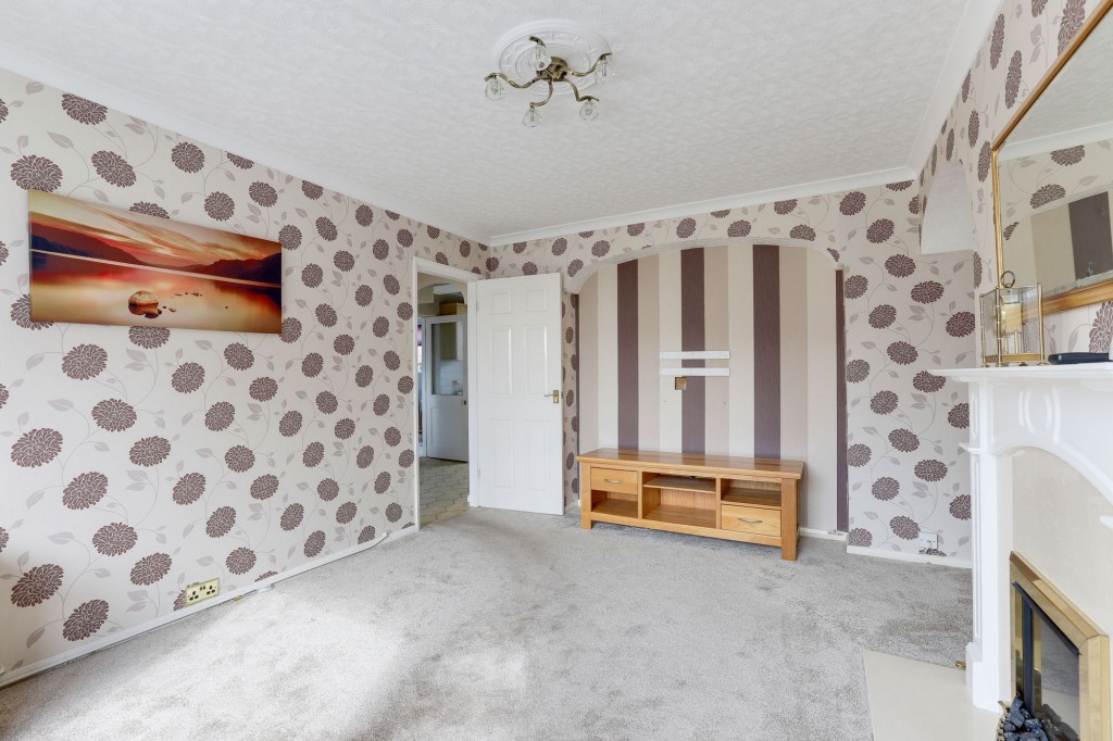 Tiverton Close, Hucknall, NG15