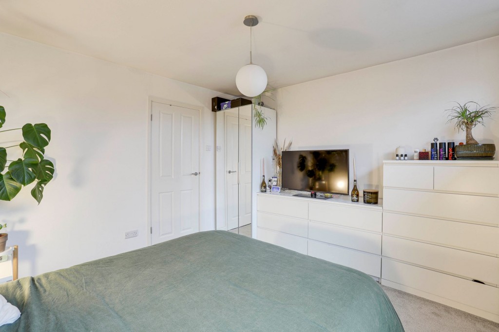 Kingsbridge Avenue, Nottingham, NG3