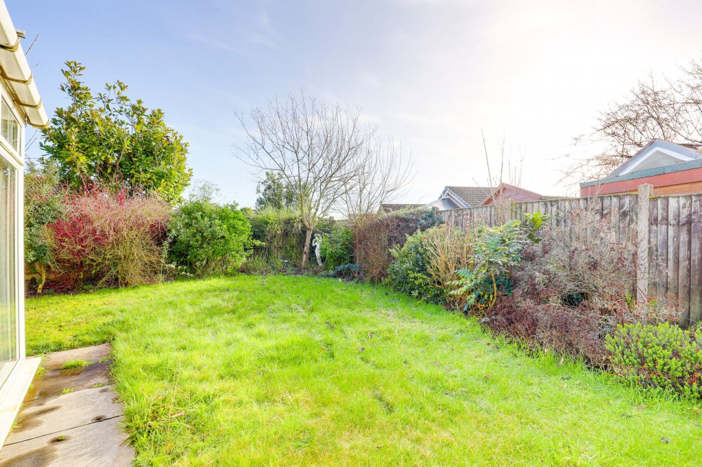 Castleton Close, Hucknall, NG15