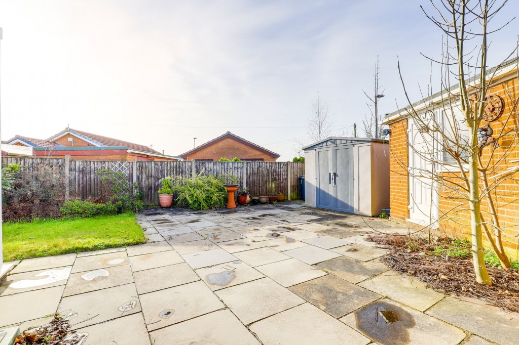 Castleton Close, Hucknall, NG15