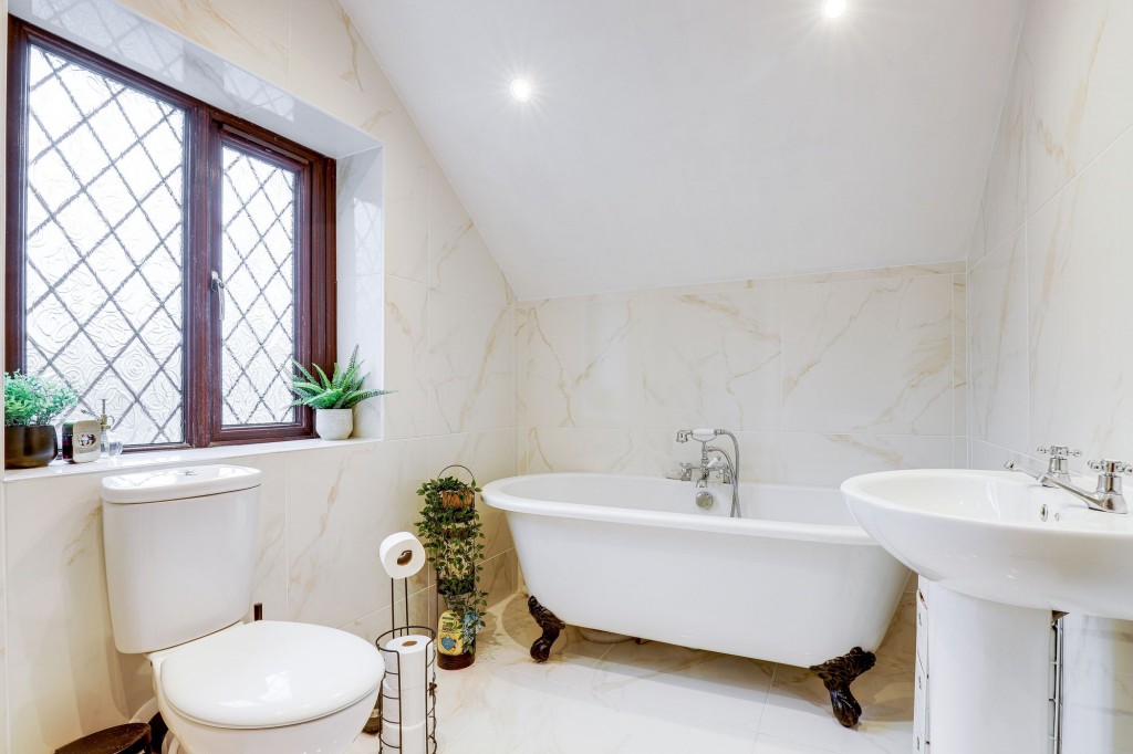 Newstead Road, Annesley, NG15