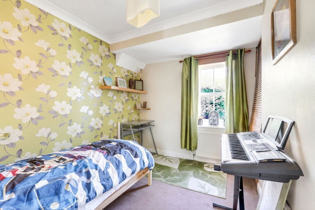 Laceyfields Road, Heanor, DE75