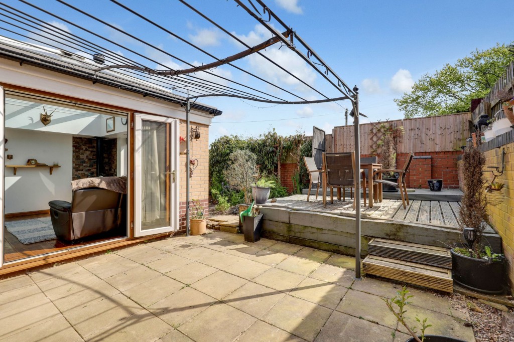 Laceyfields Road, Heanor, DE75