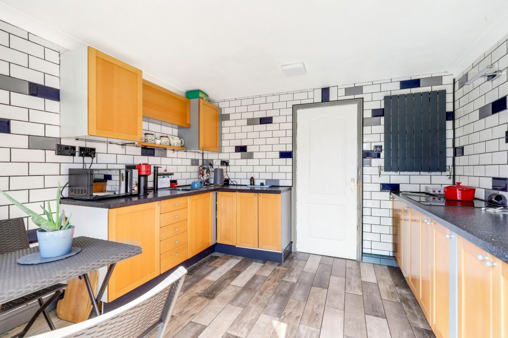 Laceyfields Road, Heanor, DE75