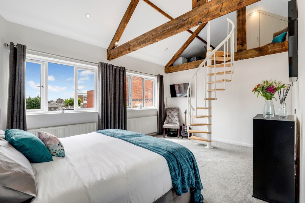 Woodstock Street, Hucknall, NG15