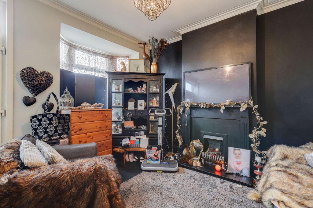 Nottingham Road, Nottingham, NG7