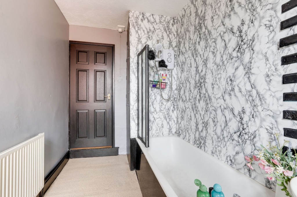 Nottingham Road, Nottingham, NG7