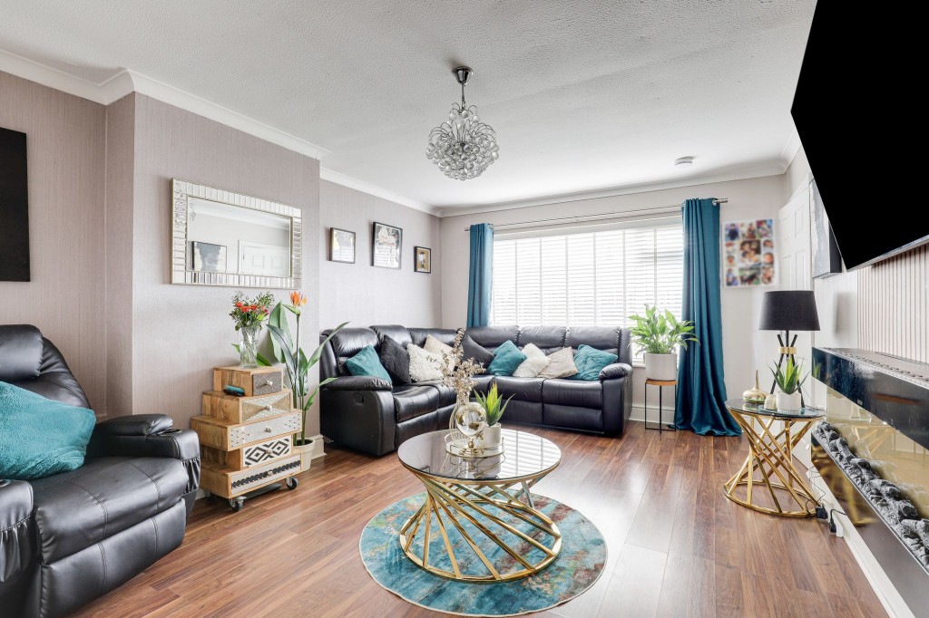 Sisley Avenue, Stapleford, NG9