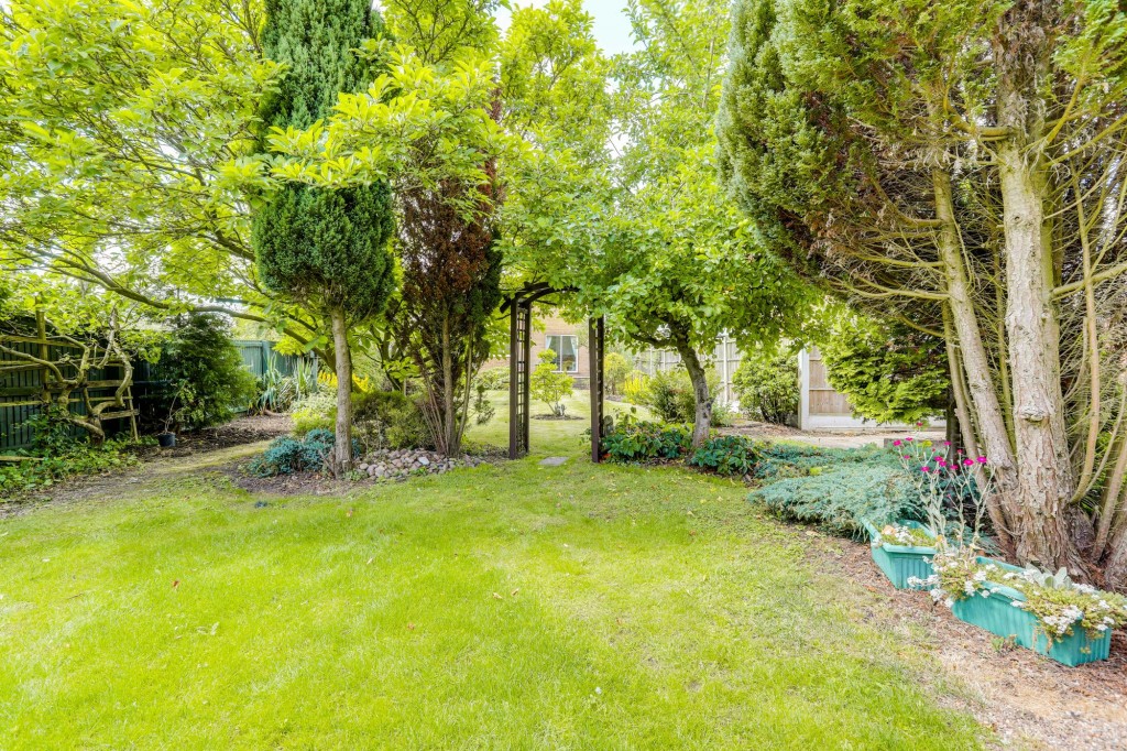 Newstead Terrace, Hucknall, NG15