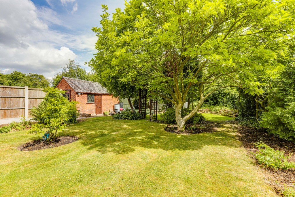 Newstead Terrace, Hucknall, NG15