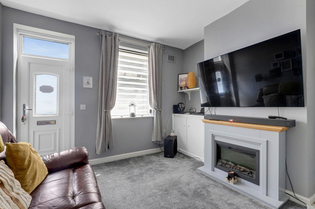 Deabill Street, Netherfield, NG4