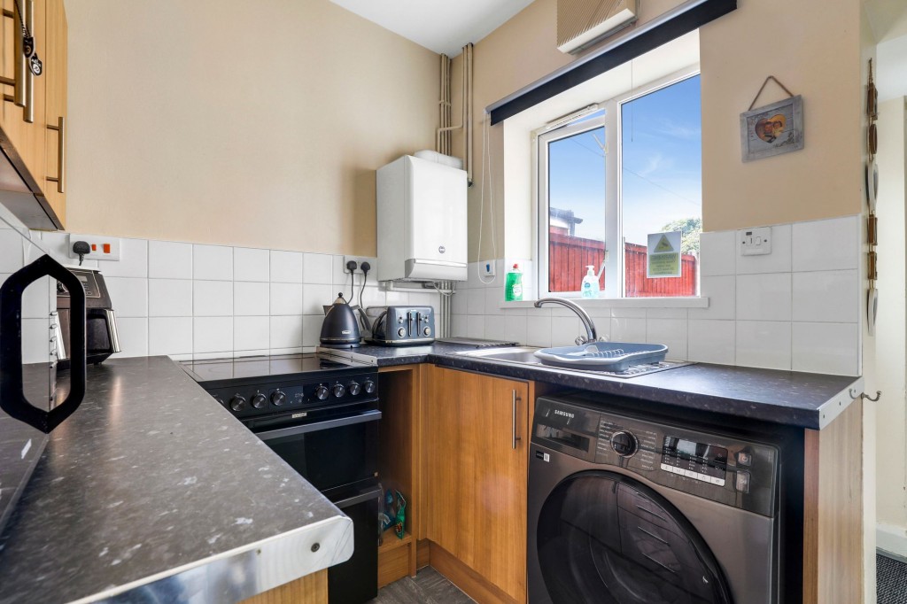 Deabill Street, Netherfield, NG4