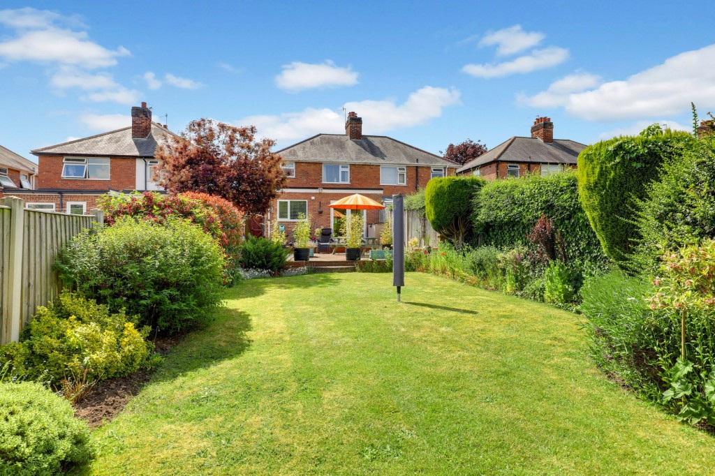 Nottingham Road, Hucknall, NG15