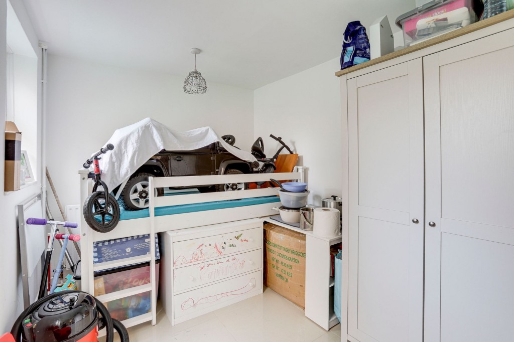 Holborn Avenue, Nottingham, NG2