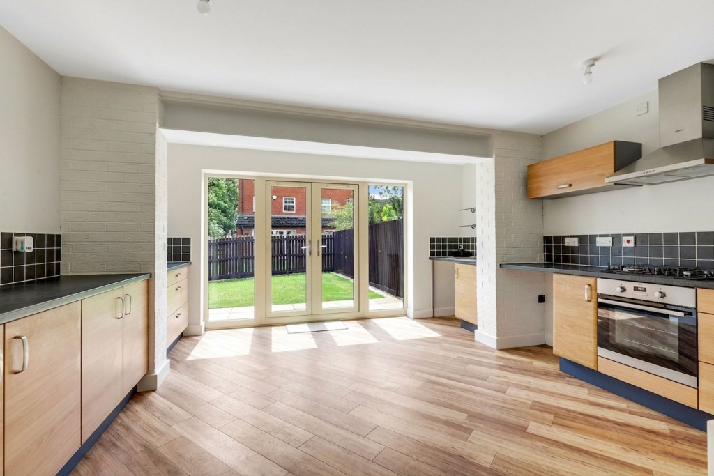 Lido Close, Nottingham, NG6
