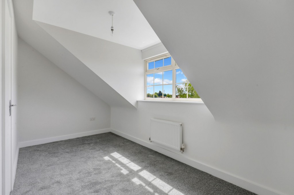 Lido Close, Nottingham, NG6