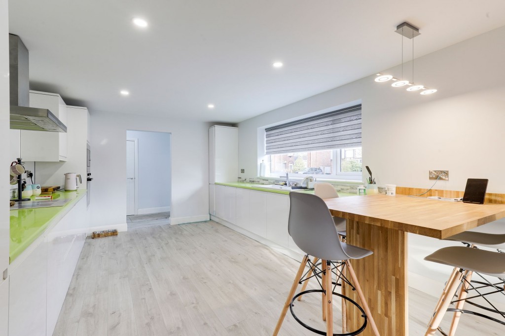 Broadway East, Carlton, NG4