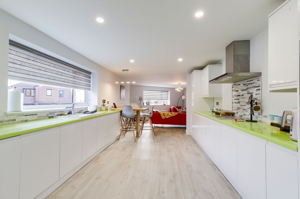 Broadway East, Carlton, NG4