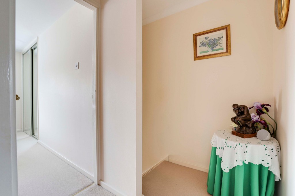 Harberton Close, Redhill, NG5