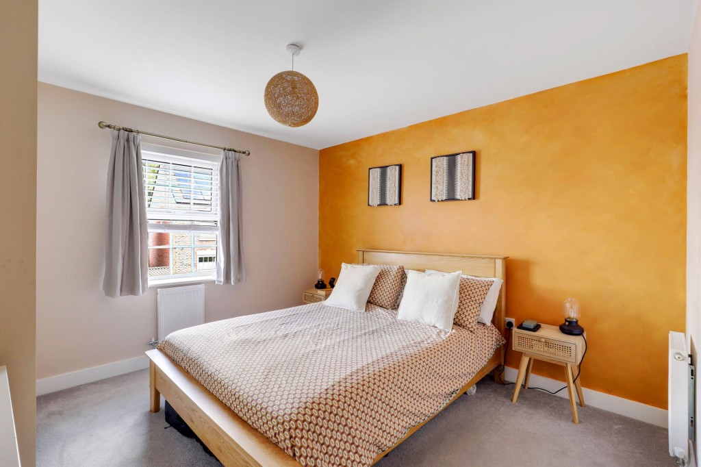 Beedham Way, Nottingham, NG3