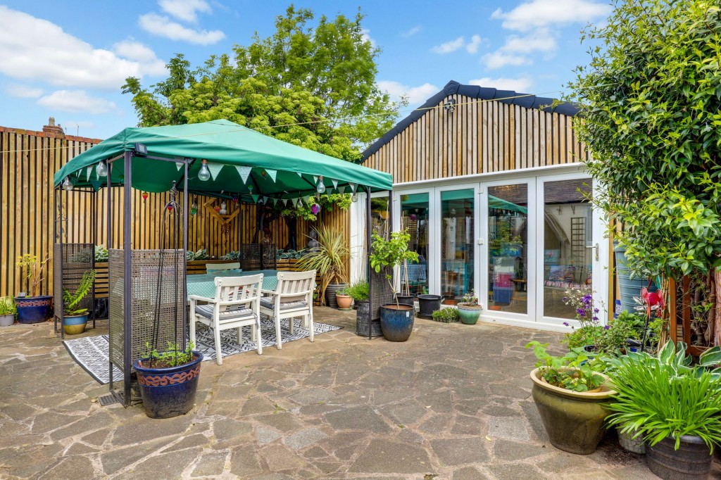 Station Terrace, Hucknall, NG15