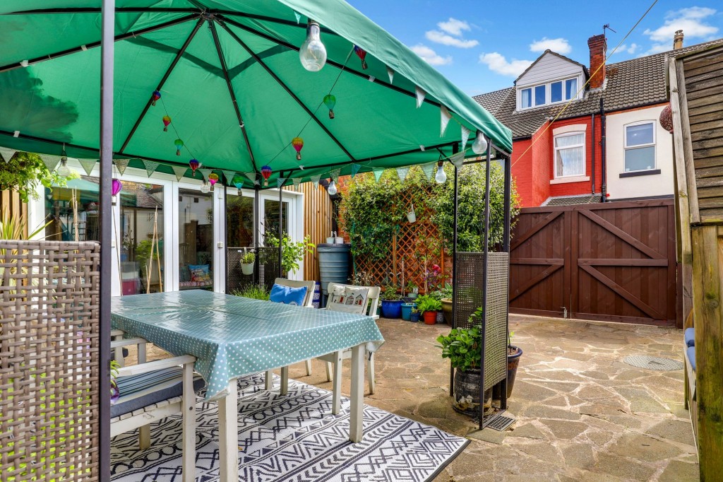 Station Terrace, Hucknall, NG15