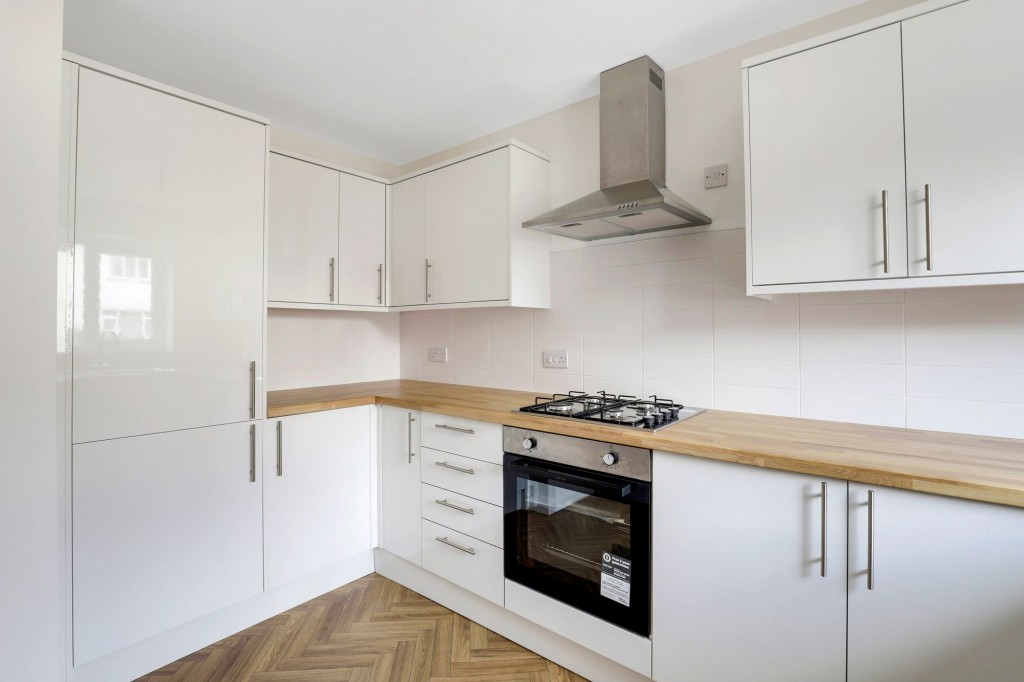 Bond Street, Arnold, NG5